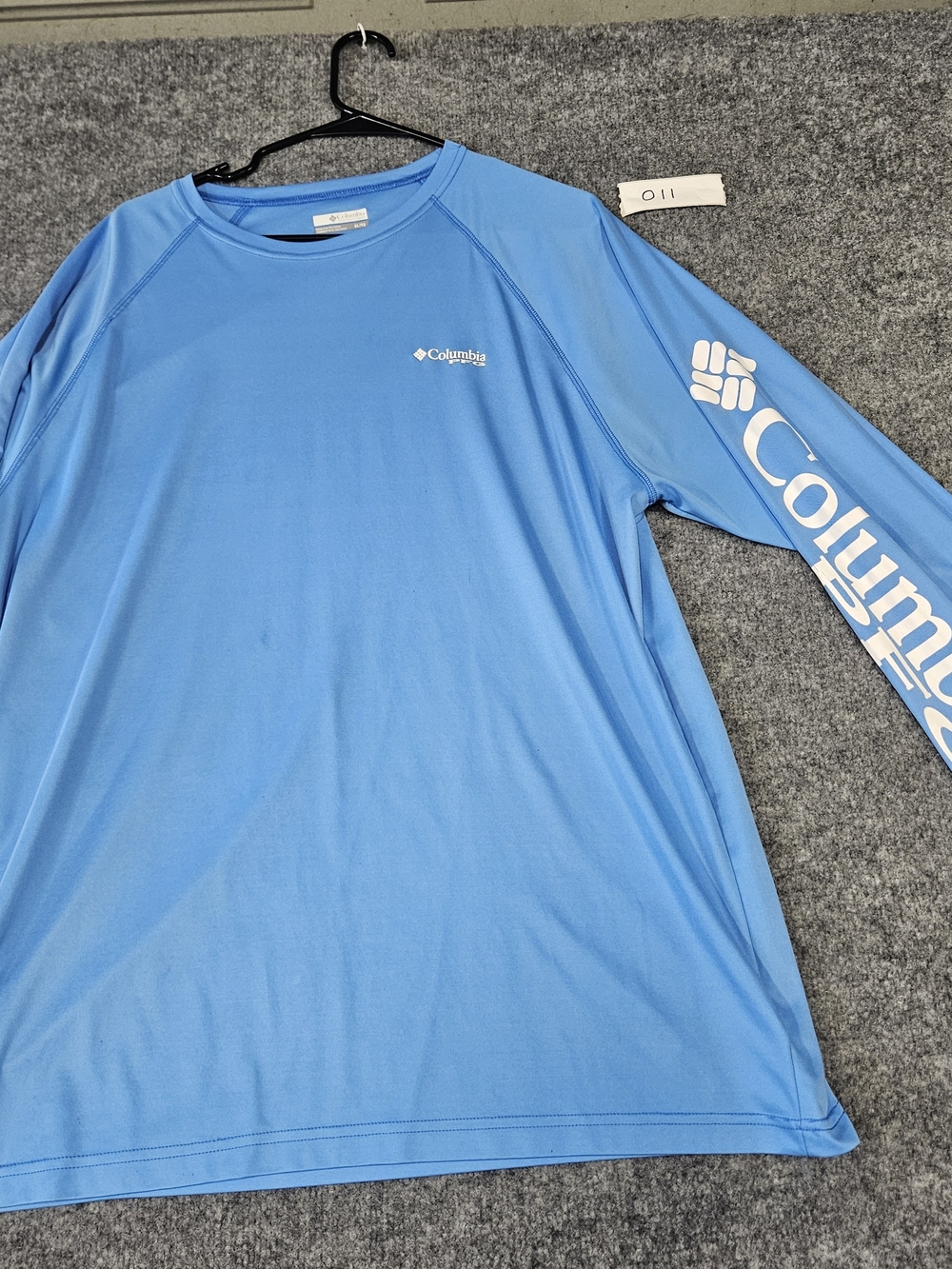 Columbia Men's Sky Blue Long Sleeve Performance Tee